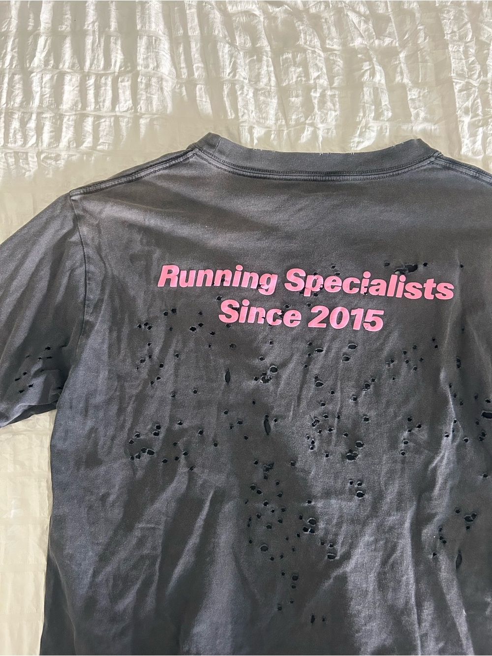 Satisfy running moth tech tee